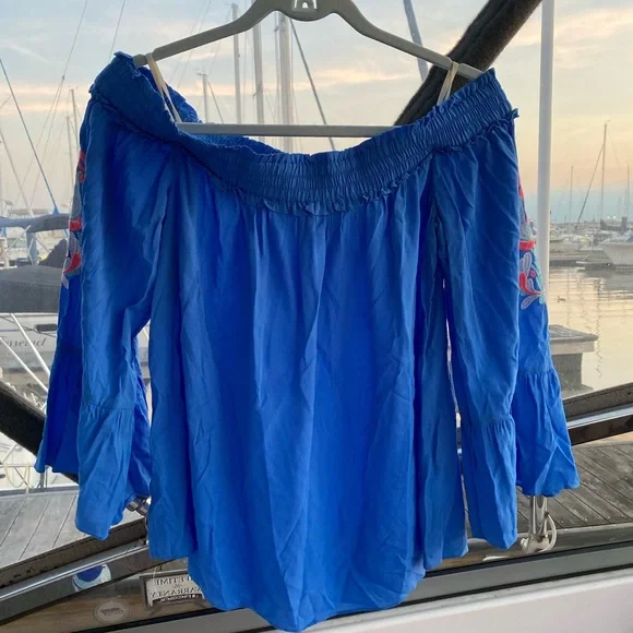 ⚓️Lilly Pulitzer⚓️off the shoulder top - Picture 5 of 7